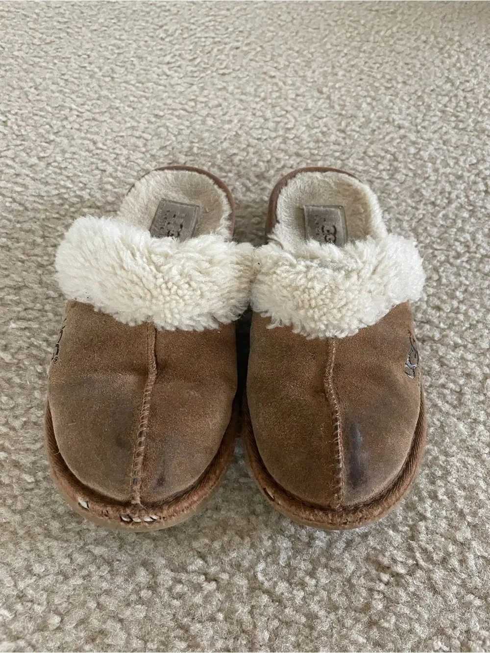 UGG Australia Kids’ Shearling Comfortable Slippers Size 1 Winter Cozy Leather